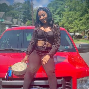 Meet your Posher, Jalena